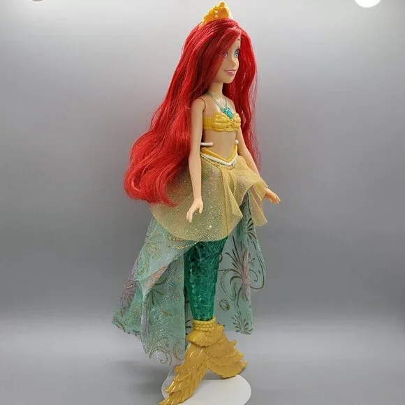 Hasbro Disney Princess Little Mermaid Ocean Lights Ariel Doll Water Activated - Picture 8 of 12
